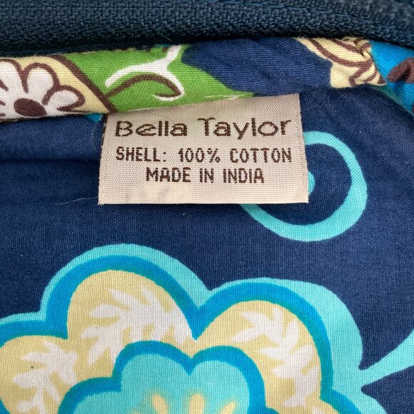 Bella Taylor Travel Cosmetic Jewelry Zip Around Case - Picture 4 of 16